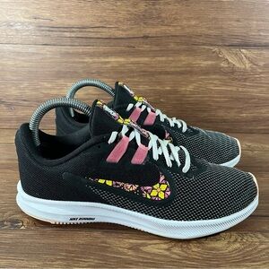 Nike Downshifter 9 SE Running Shoes Women’s Size 7 Athletic Sneakers